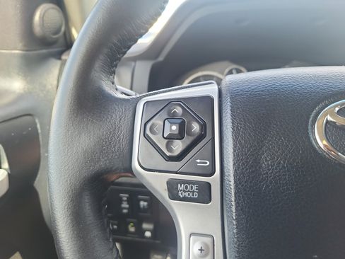 Used 2016 Toyota Tundra Limited w/ Limited Premium Package image 18