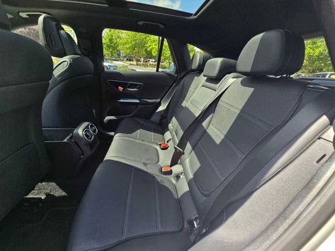 Used 2026 Mercedes-Benz GLC 300 4MATIC image 18