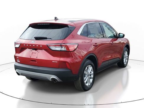 Used 2021 Ford Escape SE w/ Convenience Package image 4