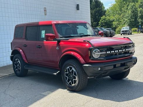 New 2026 Ford Bronco Outer Banks AWD/4WD image 30