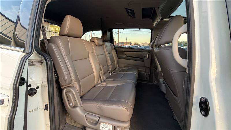 Used 2016 Honda Odyssey Touring image 39