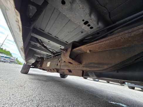 Used 2006 Chevrolet Express 1500 RWD image 29