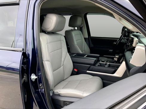 Used 2024 Toyota Tundra SR5 w/ SR5 Premium Package AWD/4WD image 9