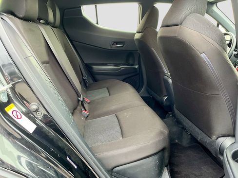 Used 2019 Toyota C-HR LE FWD image 24