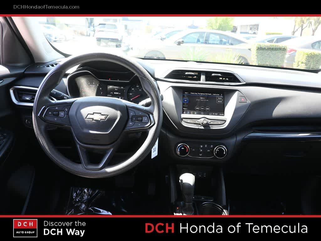 Used 2023 Chevrolet TrailBlazer LS FWD image 7