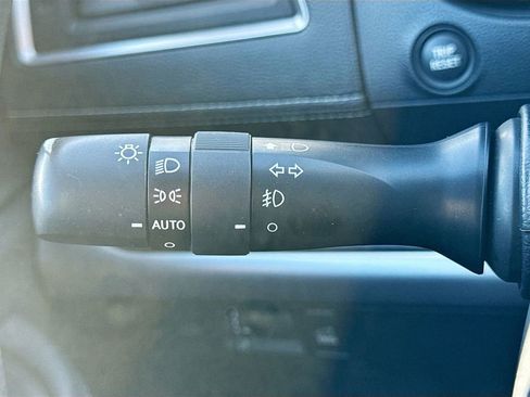 Used 2019 Subaru Outback 3.6R Limited w/ Popular Package #2 image 13