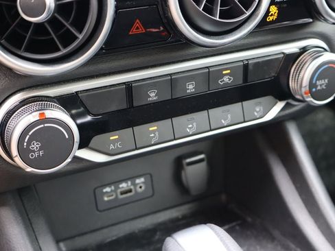 Used 2023 Nissan Sentra SV FWD image 22