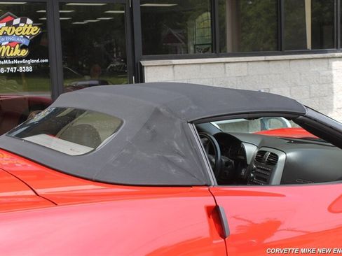 Used 2007 Chevrolet Corvette Convertible w/ Preferred Equipment Group RWD image 22