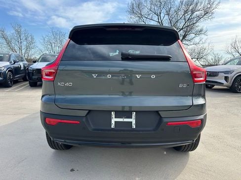 New 2026 Volvo XC40 B5 Plus w/ Climate Package image 6