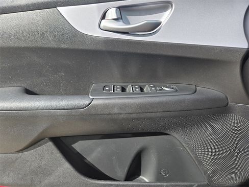 Certified 2024 Kia Forte LXS image 25