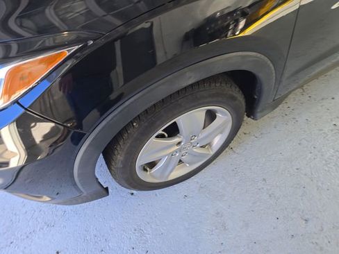 Used 2019 Honda HR-V EX image 9