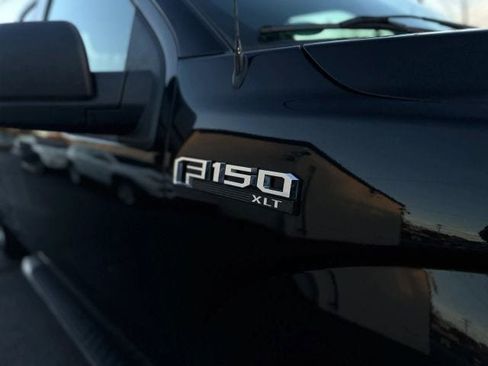 Used 2017 Ford F150 XLT image 14