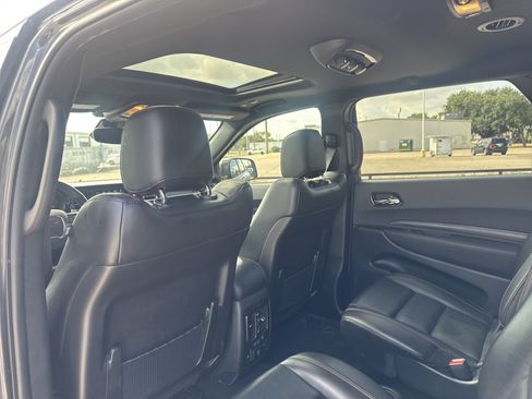 Used 2023 Dodge Durango R/T w/ Tow 'N Go Package AWD/4WD image 9