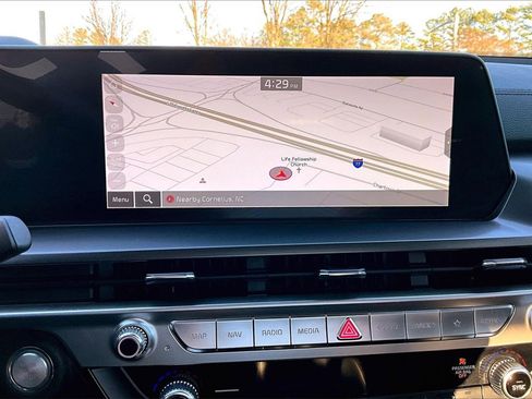 Used 2023 Kia Telluride S w/ S Sunroof Package image 13