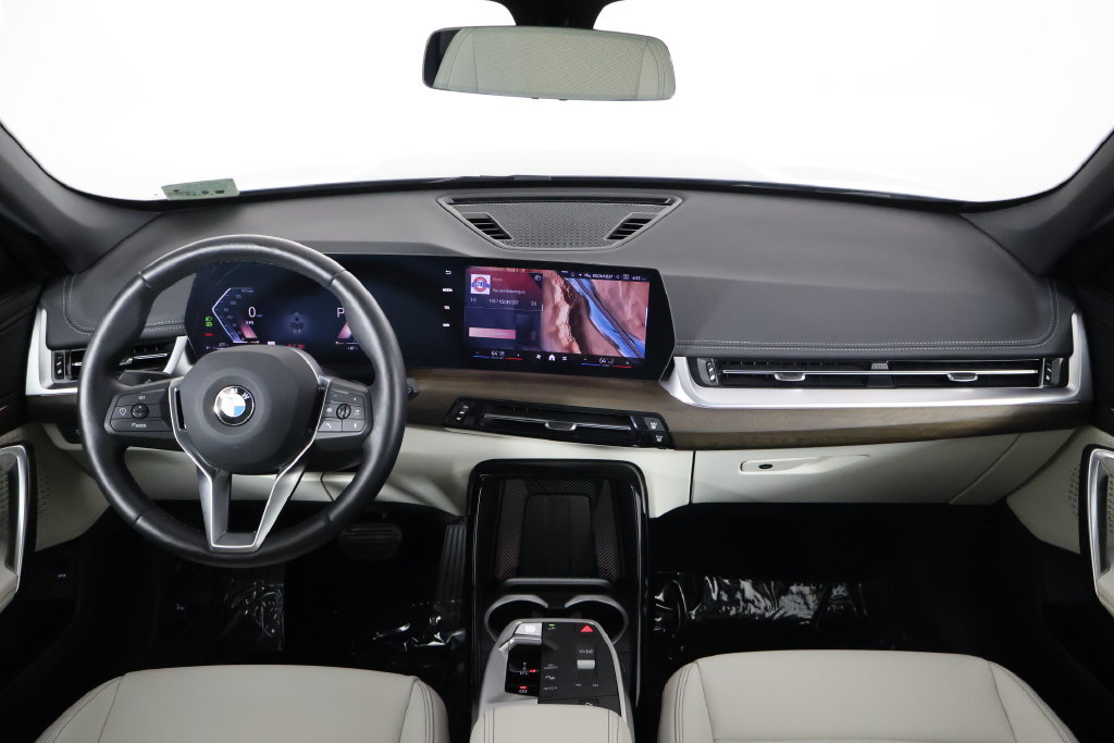 Certified 2026 BMW X1 xDrive28i w/ Convenience Package AWD/4WD image 8