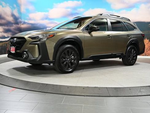 Used 2025 Subaru Outback Onyx Edition AWD/4WD image 4