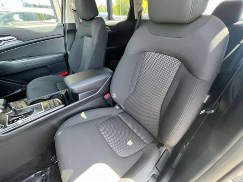 Used 2026 Kia Sportage LX AWD/4WD image 37
