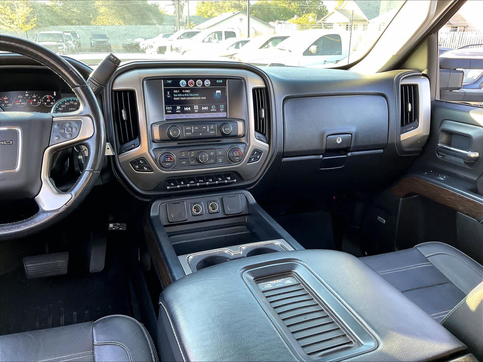 Used 2018 GMC Sierra 2500 Denali w/ Duramax Plus Package AWD/4WD image 10
