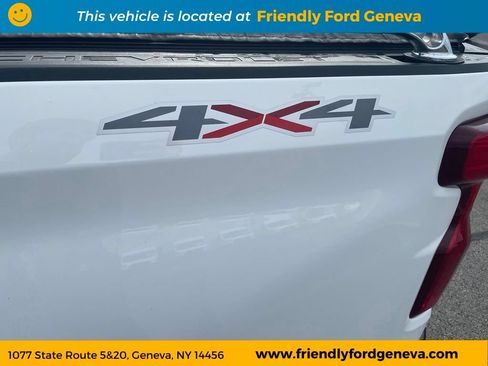 Used 2022 Chevrolet Silverado 1500 LT w/ Bed Protection Package AWD/4WD image 10