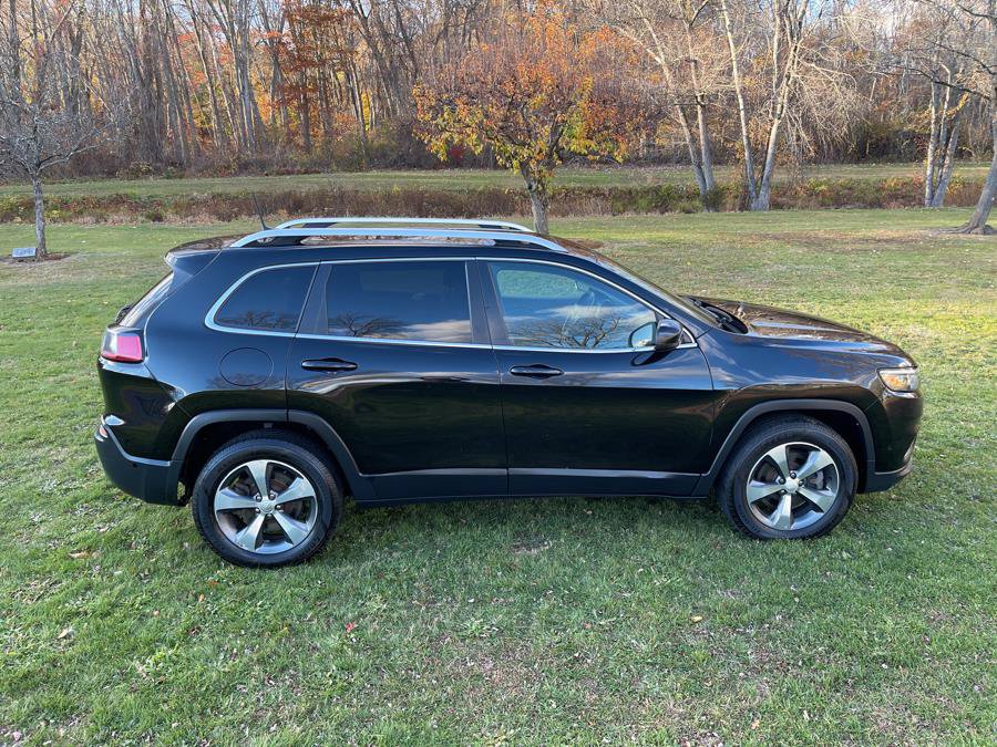 Used 2019 Jeep Cherokee Limited w/ Luxury Group AWD/4WD image 36