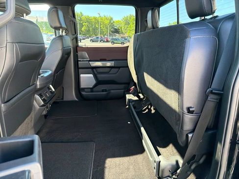 Used 2022 Ford F150 Lariat w/ Equipment Group 502A High AWD/4WD image 14