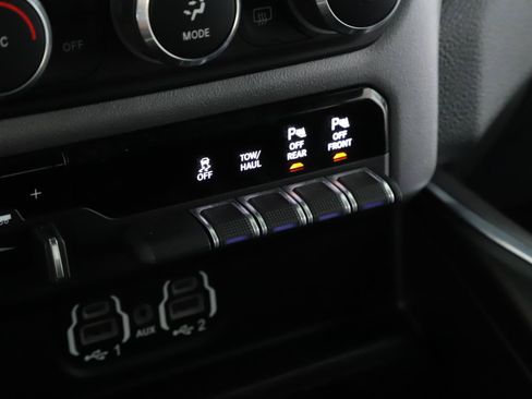 Used 2021 RAM 1500 Laramie w/ Sport Appearance Package AWD/4WD image 15