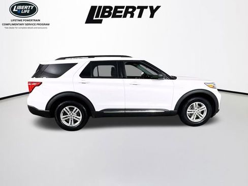 Certified 2021 Ford Explorer XLT image 9