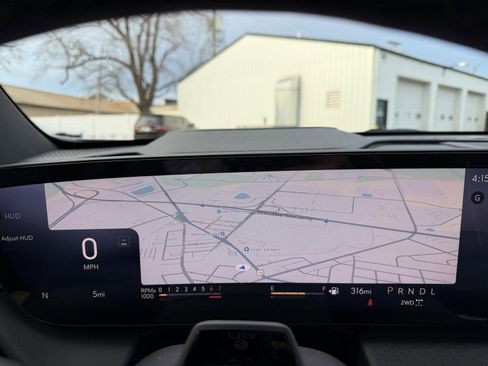 New 2026 Buick Enclave Avenir w/ Super Cruise Package image 17