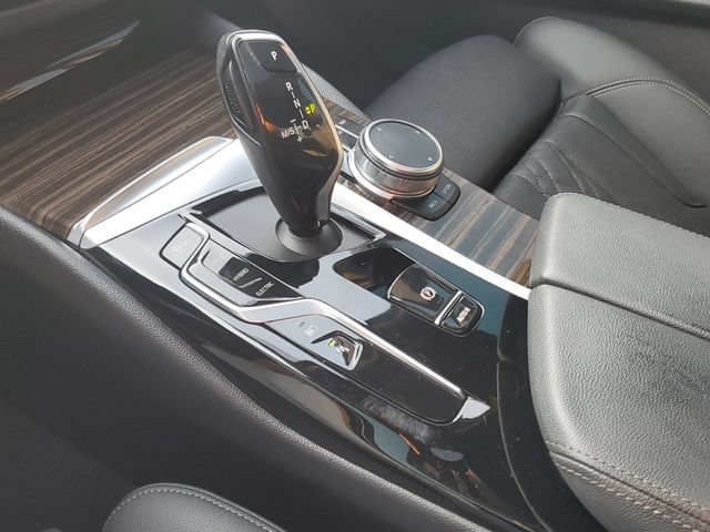 Used 2023 BMW 530e RWD image 29