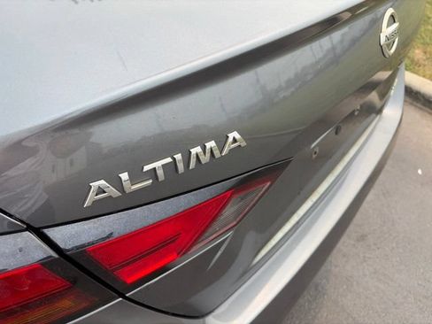 Used 2019 Nissan Altima 2.5 S AWD/4WD image 43