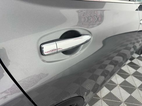 Used 2020 Nissan Rogue SV image 31