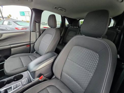 Used 2023 Ford Escape Active image 15