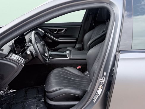 Used 2023 Mercedes-Benz S 500 4MATIC w/ AMG Line image 25