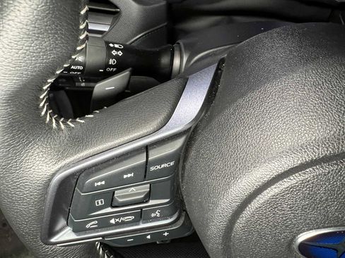 Used 2025 Subaru Forester Limited AWD/4WD image 27
