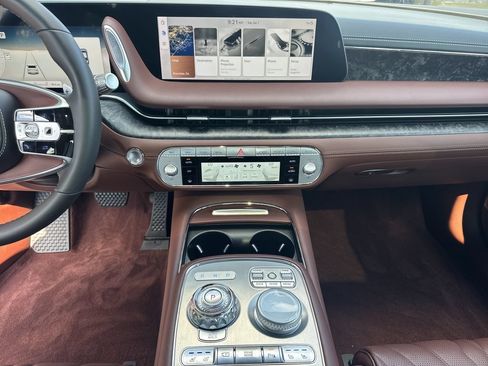 Used 2025 Genesis G90 3.5T AWD/4WD image 29