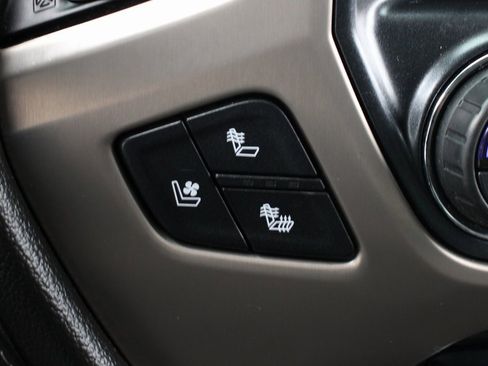 Used 2018 GMC Sierra 3500 Denali w/ Duramax Plus Package image 28