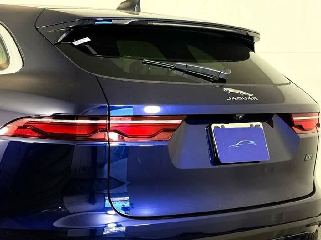 New 2026 Jaguar F-PACE R-Dynamic S AWD/4WD image 16