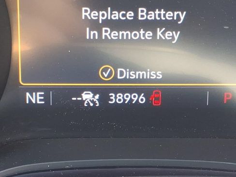 Used 2020 Buick Encore GX Select w/ Advanced Technology Package FWD image 32