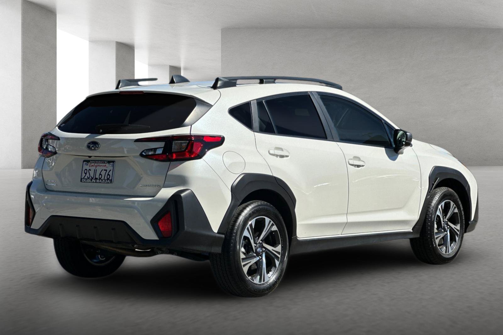 Used 2025 Subaru Crosstrek 2.5i Premium AWD/4WD image 4