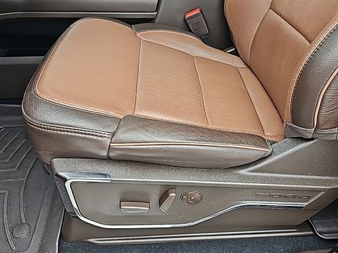 Used 2024 Ford F250 King Ranch w/ FX4 Off-Road Package image 12