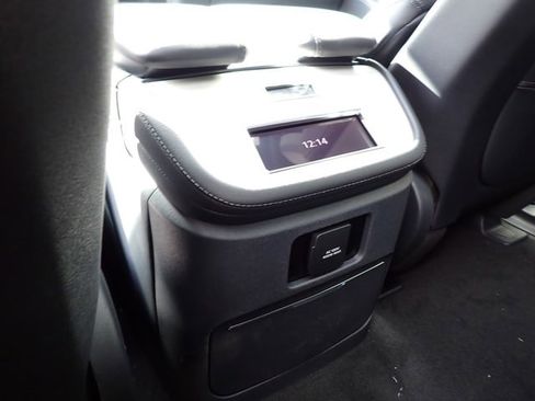 New 2025 Lincoln Navigator Reserve w/ Jet Appearance Package image 18