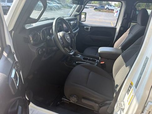Used 2023 Jeep Wrangler Unlimited Sport AWD/4WD image 18