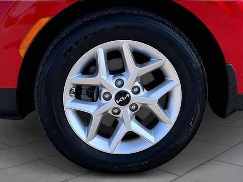 Used 2023 Kia Soul S image 10