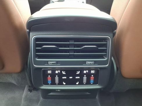 Used 2022 Audi Q7 2.0T Premium Plus w/ Premium Plus Package image 15