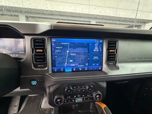 Certified 2024 Ford Bronco Badlands image 12