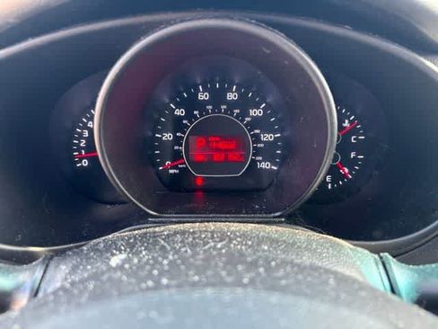 Used 2017 Kia Soul + FWD image 16