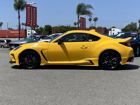 Certified 2026 Toyota GR86 YUZU Limited w/ GR Aero Kit RWD image 39
