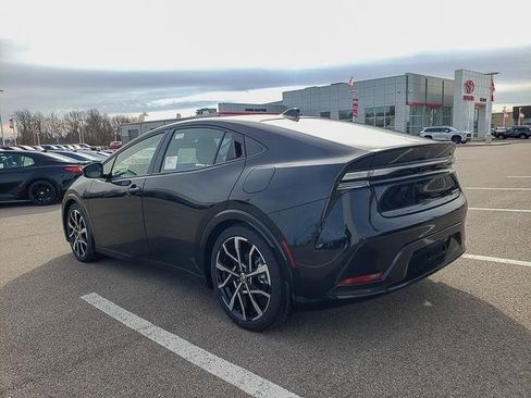 New 2026 Toyota Prius Plug-In Hybrid image 7