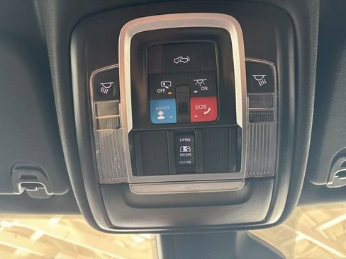 New 2026 RAM 1500 Laramie AWD/4WD image 49