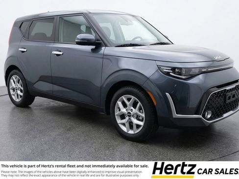 Used 2025 Kia Soul LX w/ LX Technology Package image 1